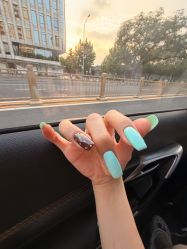 -悦指间美甲美睫