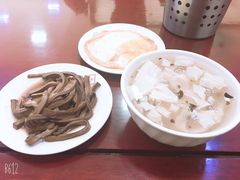 -义隆素菜馆(百年老店)