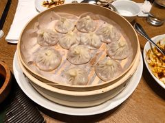 黑松露灌汤小笼包-宁波柏悦酒店·钱湖渔港
