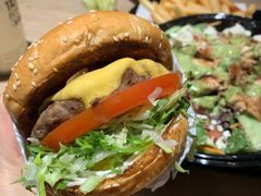 -The Habit Burger Grill 哈比特汉堡(复兴soho店)