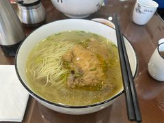 -百年老字号·观振兴蟹黄面·三虾面·苏式面(观前街富仁坊巷店)