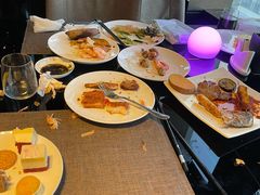 -唐拉雅秀酒店-西锦汇空中BBQ·思创餐厅