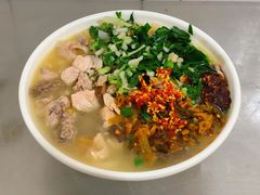 -文山荷鲜居(翠湖店)