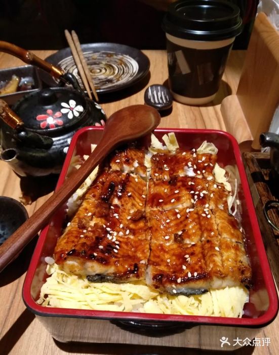鳗樽·炭烤活鳗居酒屋(晶品店)蒲烧鳗鱼饭图片