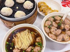 蟹黄汤包-蒋家桥饺面店(奥邦店)