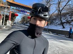 -爱视眸Eyeblling眼镜·依视路·蔡司镜片折扣店(百联南方商城购物中心)