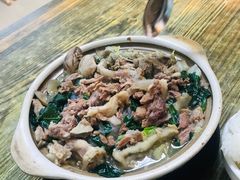 -赵家牛肉砂锅(台西三路店)