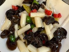 藕带炒木耳-臭鳜鱼人家·老字号徽菜