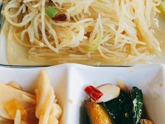 -八两八金·莱芜特色炒鸡(市南漳浦路店)