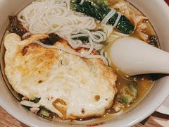 -呼啦面馆·头牌豌杂面(建新东路店)