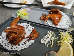 -郑猛记石岐鸽主题餐厅(长江店)