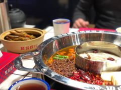 -贤合庄卤味火锅(济南泉城路店)