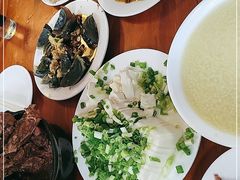 -宝瑞门钉肉饼店