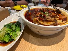 -渝信川菜 · 川味家常菜(财富购物中心店)