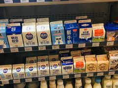 -全家便利店(上海南站站店)