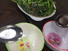 -兴记菜馆