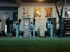 -瑞莱克斯健身俱乐部