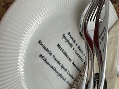 -Mark&Mars Restaurant