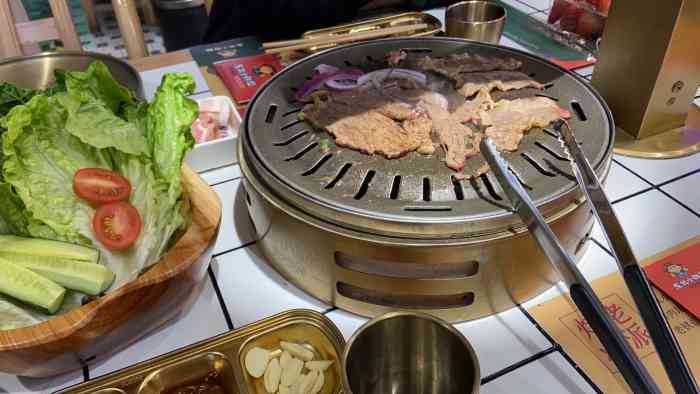 东北人烤肉(武汉南湖店)