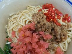 酸萝卜绍子面-万三面馆(青龙正街太古里店)