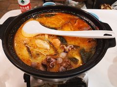 糟粕醋海鲜锅-香香海南菜餐厅