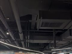 -懒人Club运动健身·运动康复·私教(卓越时代广场店)