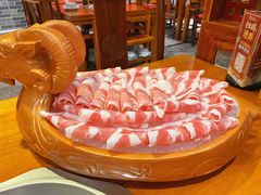 至尊上脑羔羊肉-乐宴·老北京铜火锅(桂庙店)