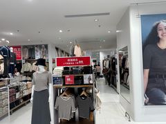 -优衣库(广州天河领展广场店)