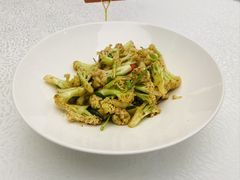 -品海楼·大连海胆锅贴馆(东港店)
