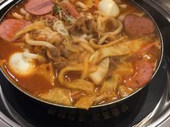 -三清洞摩西韩式年糕火锅(威高广场店)