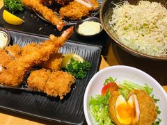 酥炸猪肉裹温泉蛋-胜博殿日式炸猪排(西红门店)