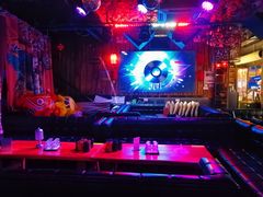 -喜鹊音乐酒馆(西街店)