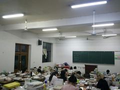 大堂-扬大康源乳业鲜奶吧(大学北路店)