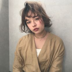 -东秀护肤造型