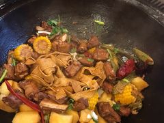 -万里闯关东铁锅炖菜馆(高新旗舰店)