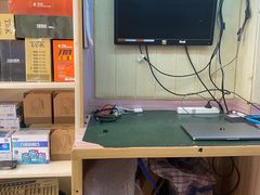 -鸿准通信科技·忠诚手机电脑维修中心(三林店)