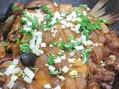 -东顺老渔翁笨锅炖(抚松路店)