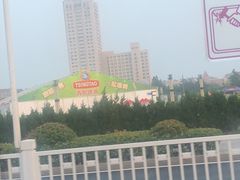 -汇泉广场