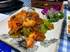 -益百岁牛尾汤(香山路店)