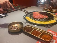 -轻烧烤肉(光谷步行街店)