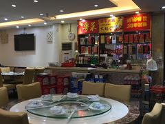 -粤盛海鲜平价店(洛溪食街店)