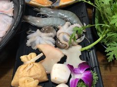 -丽江庭院·云南野生菌·海鲜火锅(鼓楼四合院店)