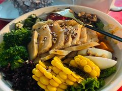-禾沐·轻食·面包·咖啡