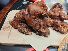-杨家崴子碳缸烧烤(东三马路店)