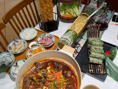 -刘姐啤酒鱼民族演艺餐厅(西街总店)