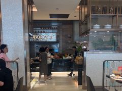 -东方红海鲜百汇(国际大厦店)