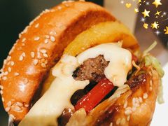 -The Habit Burger Grill 哈比特汉堡(世博店)