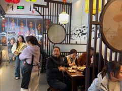 -鼎夫人·小酒文化餐厅(淡水桥店)