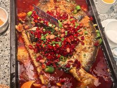 -里岛烤鱼(东港凯虹广场店)