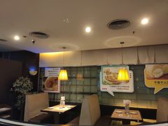 -必胜客(机场路店)